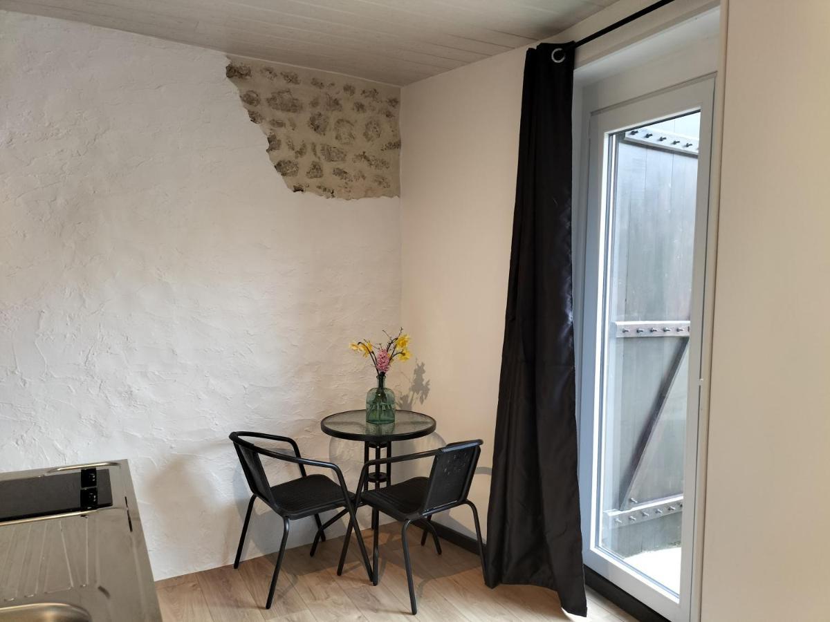 Chambre D'Hotes Naturiste Le Jardin Des Hirondelles Blanzaguet-Saint-Cybard 외부 사진