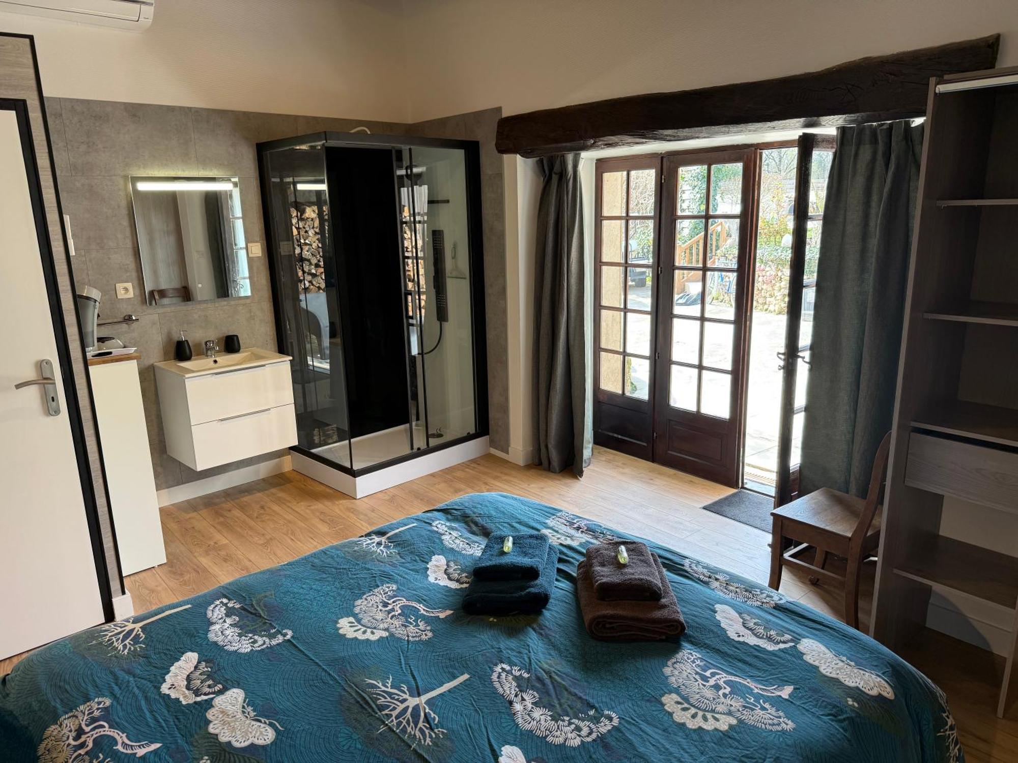 Chambre D'Hotes Naturiste Le Jardin Des Hirondelles Blanzaguet-Saint-Cybard 외부 사진